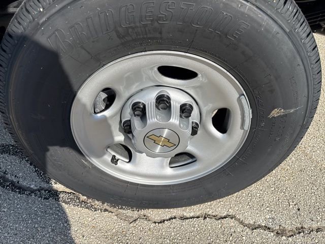 New 2025 Chevrolet Express 3500 Extended w/ Driver Convenience Package image 10