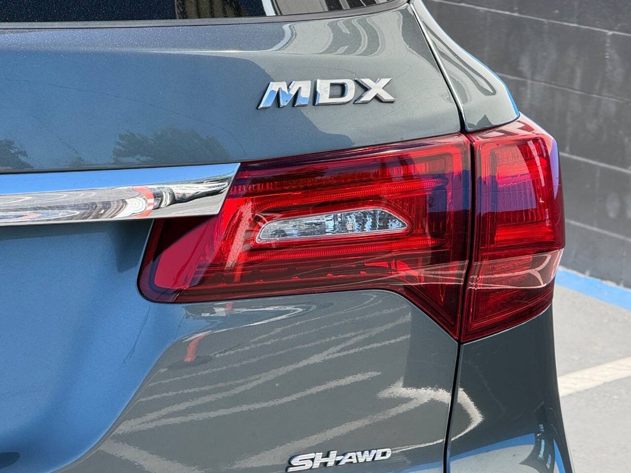 Used 2016 Acura MDX w/ Advance Package AWD/4WD image 30