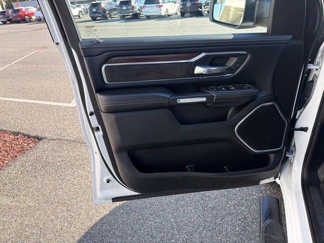 Used 2022 RAM 1500 Laramie AWD/4WD image 11