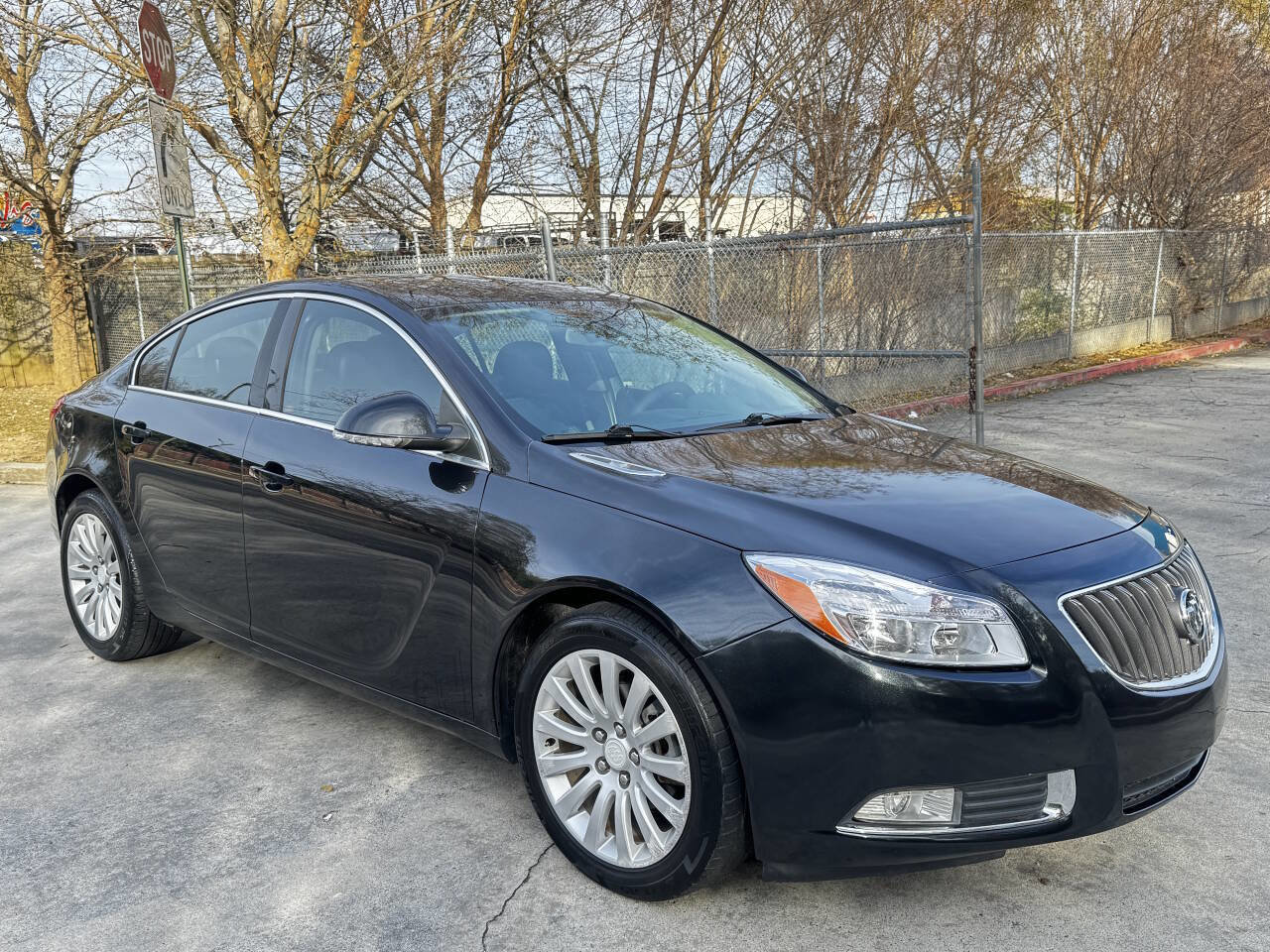 Used 2012 Buick Regal Leather image 6