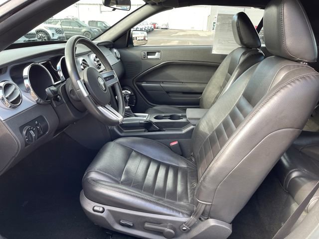 Used 2005 Ford Mustang GT Premium RWD image 9