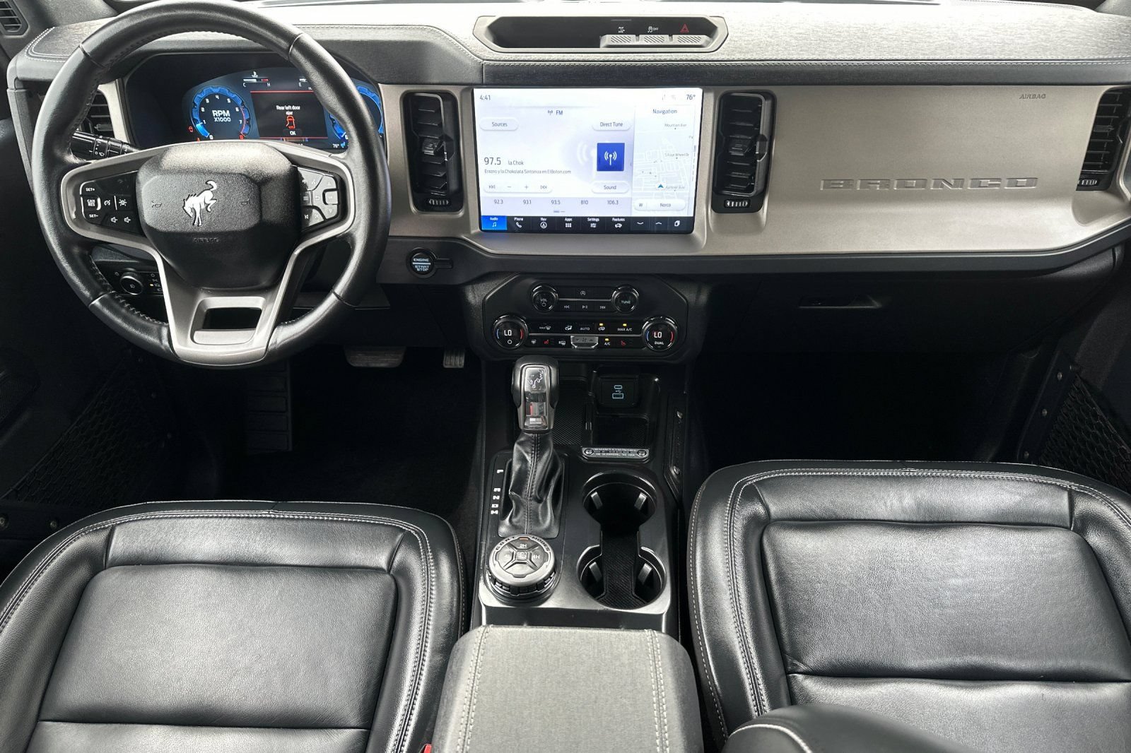 Used 2025 Ford Bronco Outer Banks AWD/4WD image 13
