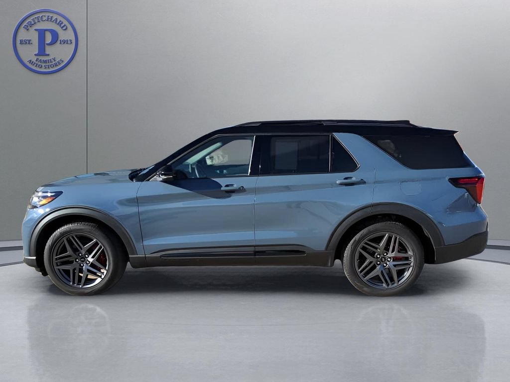 Used 2025 Ford Explorer ST w/ Sun And Sound Package AWD/4WD image 4