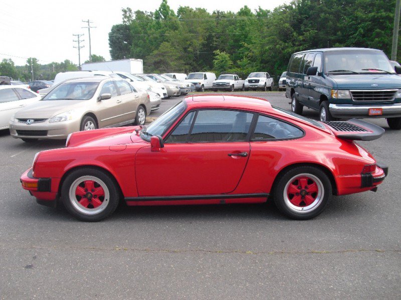 Used 1988 Porsche 911 Carrera RWD image 7