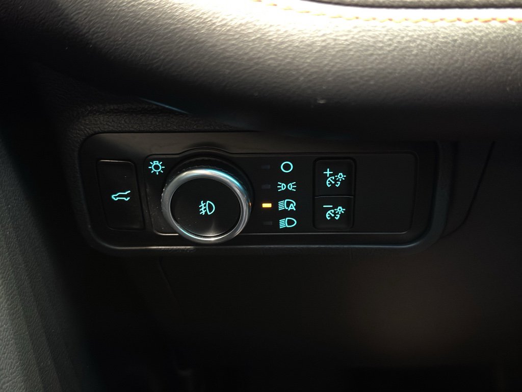 Used 2025 Ford Explorer ST AWD/4WD image 36