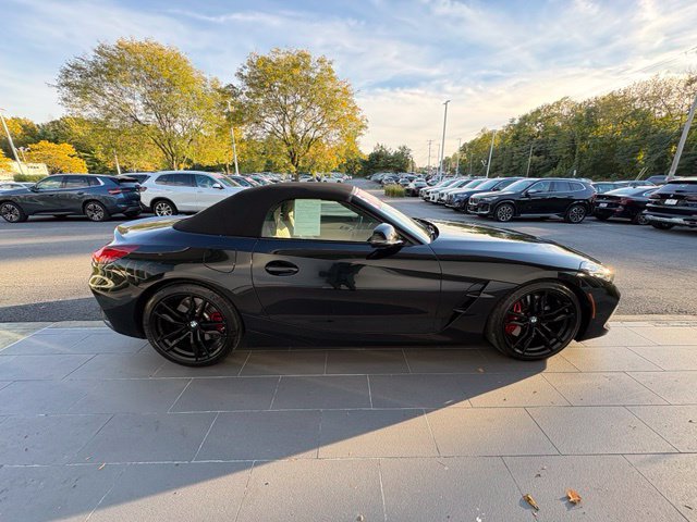 Used 2022 BMW Z4 M40i w/ Premium Package RWD image 6