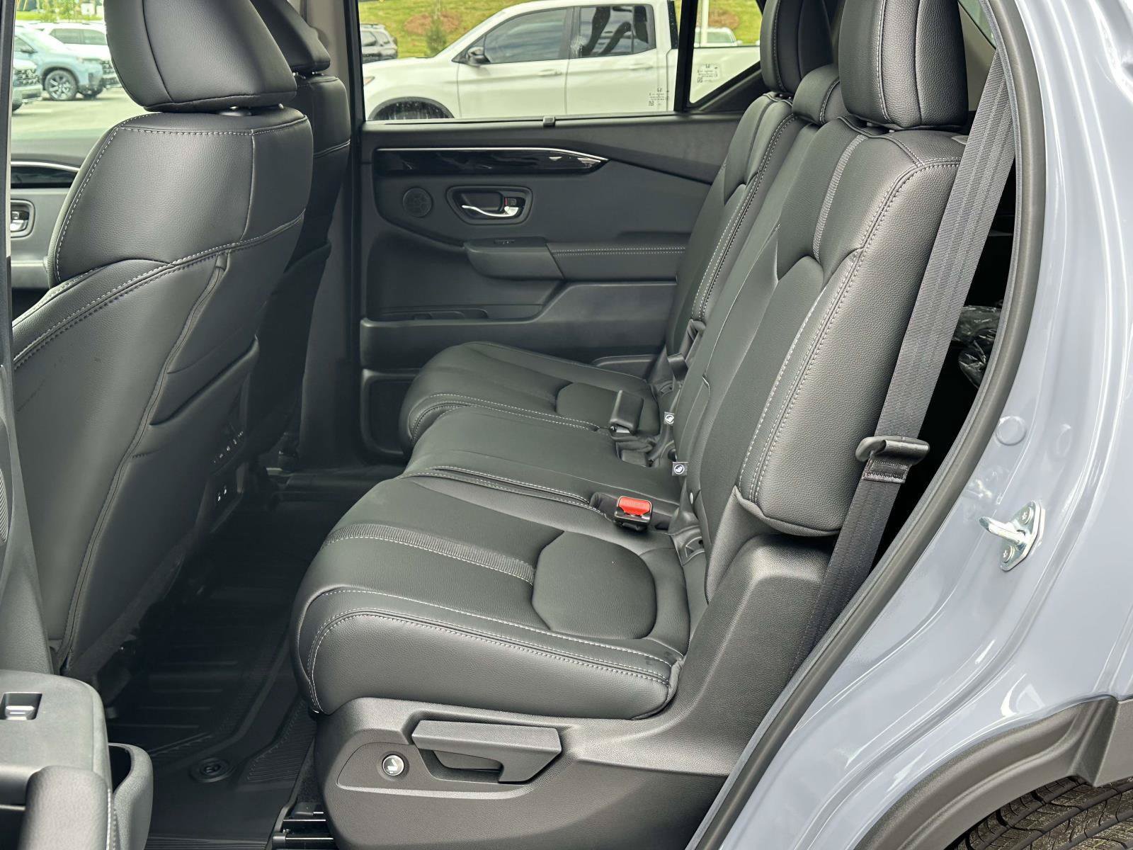 New 2026 Honda Pilot EX-L image 10
