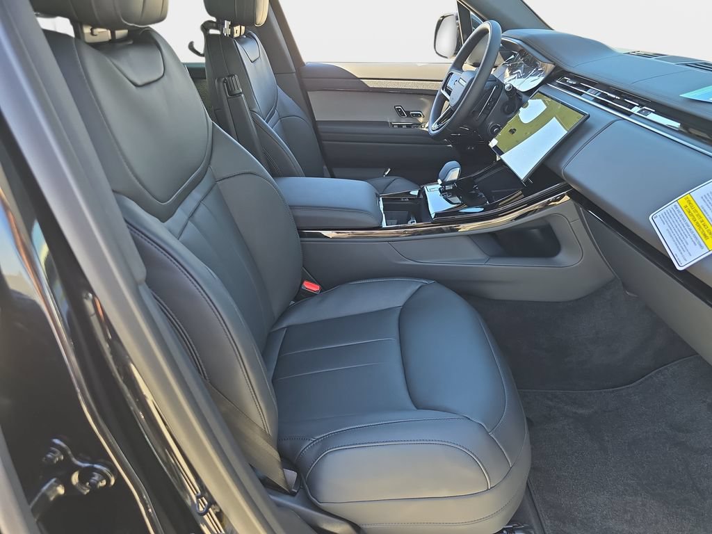 New 2027 Land Rover Range Rover Sport Dynamic SE AWD/4WD image 10