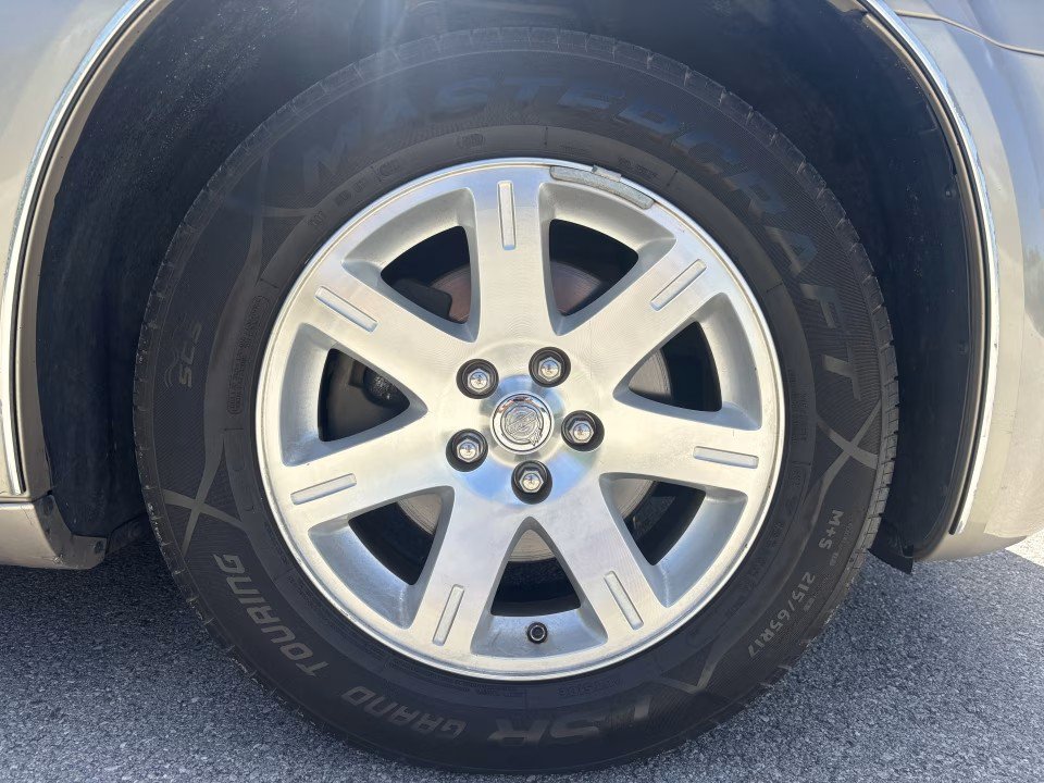 Used 2006 Chrysler 300 Touring RWD image 35