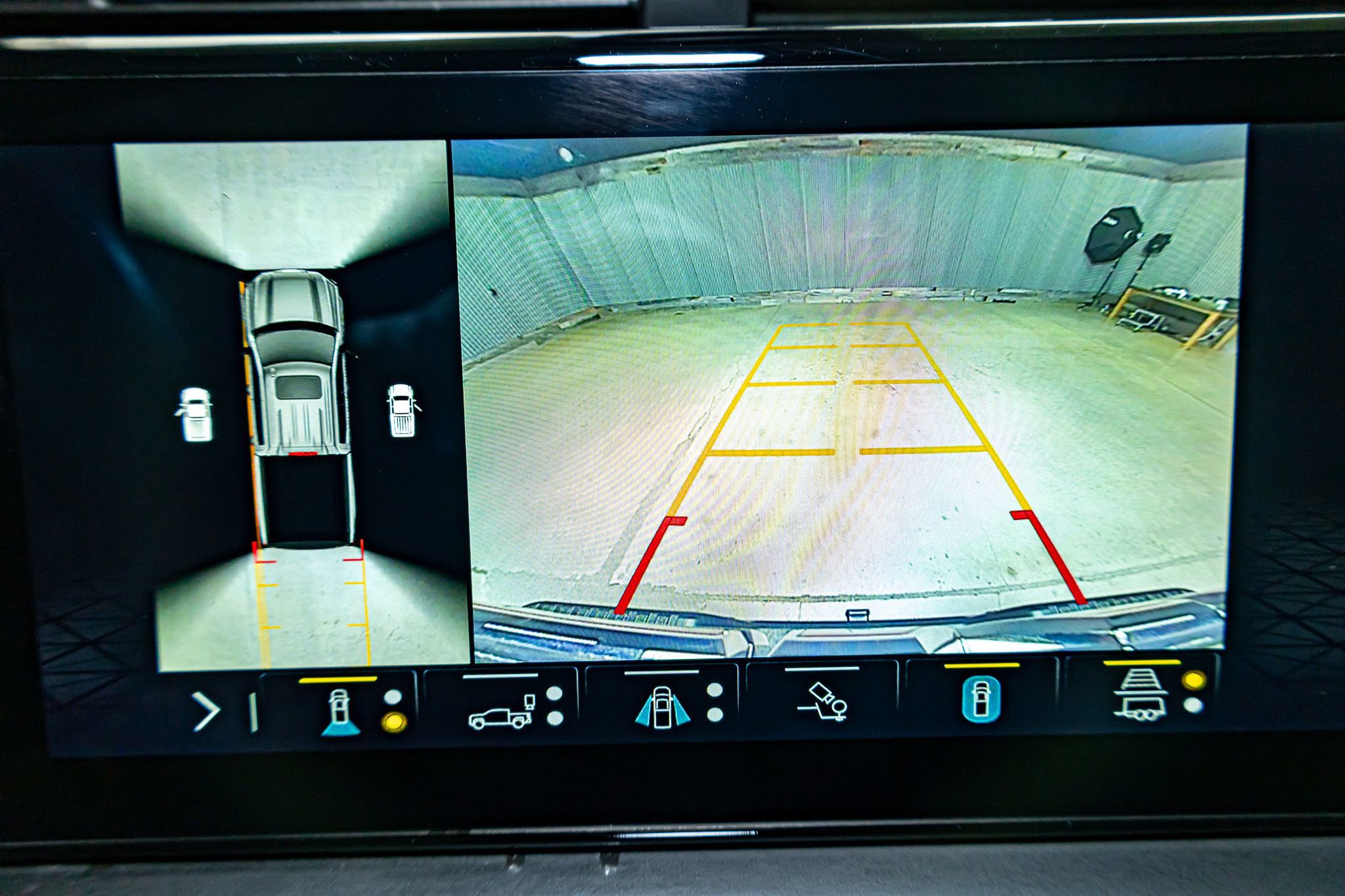 Used 2023 GMC Sierra 1500 AT4X image 24