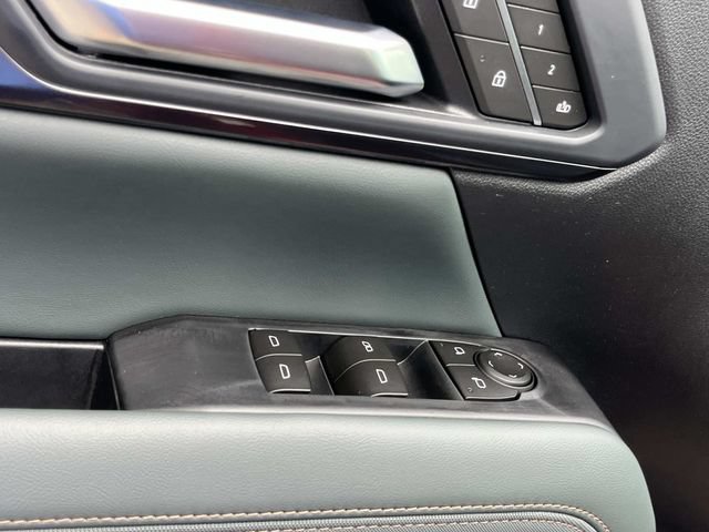 Used 2026 GMC Terrain AT4 w/ Convenience Package III AWD/4WD image 27
