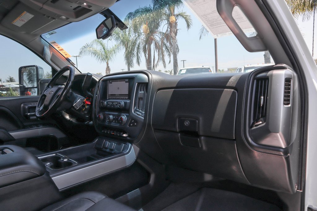Used 2018 Chevrolet Silverado 2500 LTZ w/ Duramax Plus Package image 39