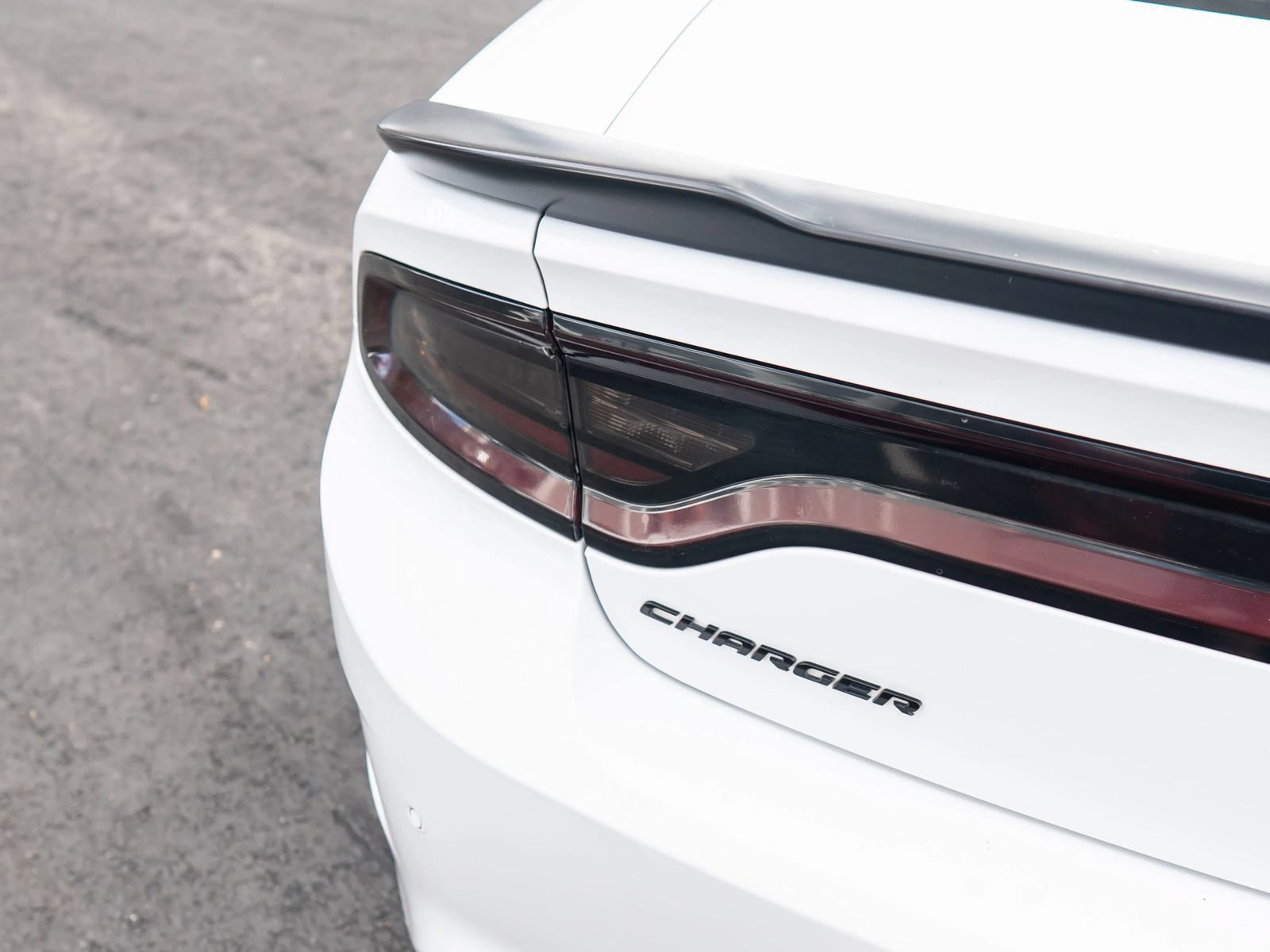 Used 2018 Dodge Charger R/T Scat Pack w/ Driver Confidence Group RWD image 46