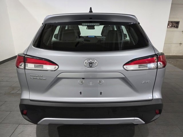 Used 2023 Toyota Corolla Cross L image 4