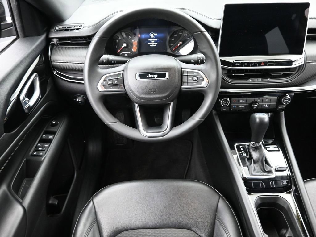 Used 2022 Jeep Compass Altitude image 13