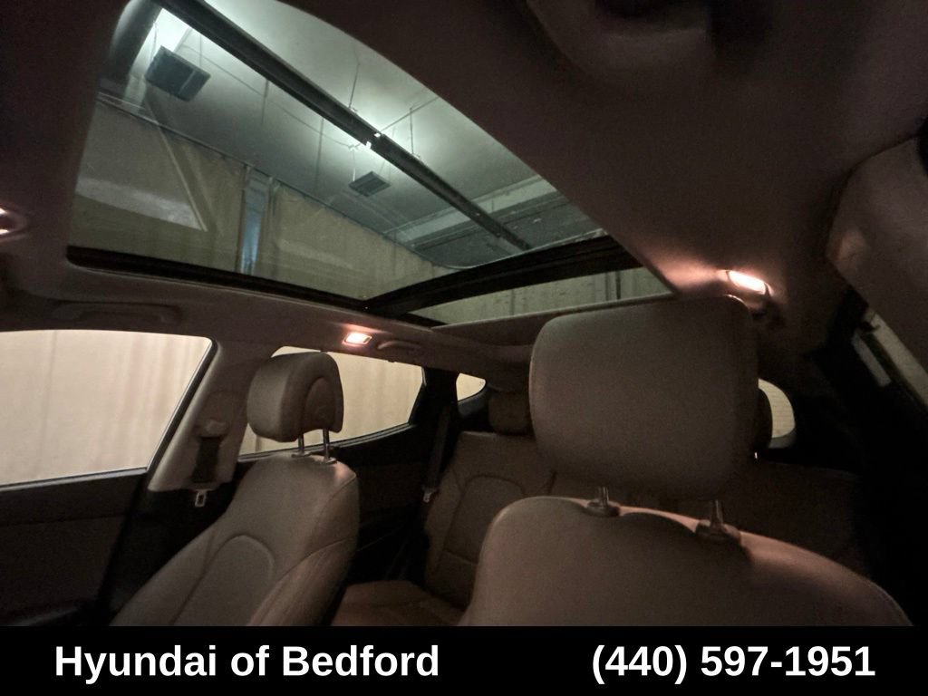 Used 2016 Hyundai Santa Fe Sport w/ Option Group 04 FWD image 21