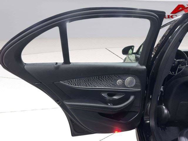 Used 2021 Mercedes-Benz E 350 4MATIC Sedan image 27