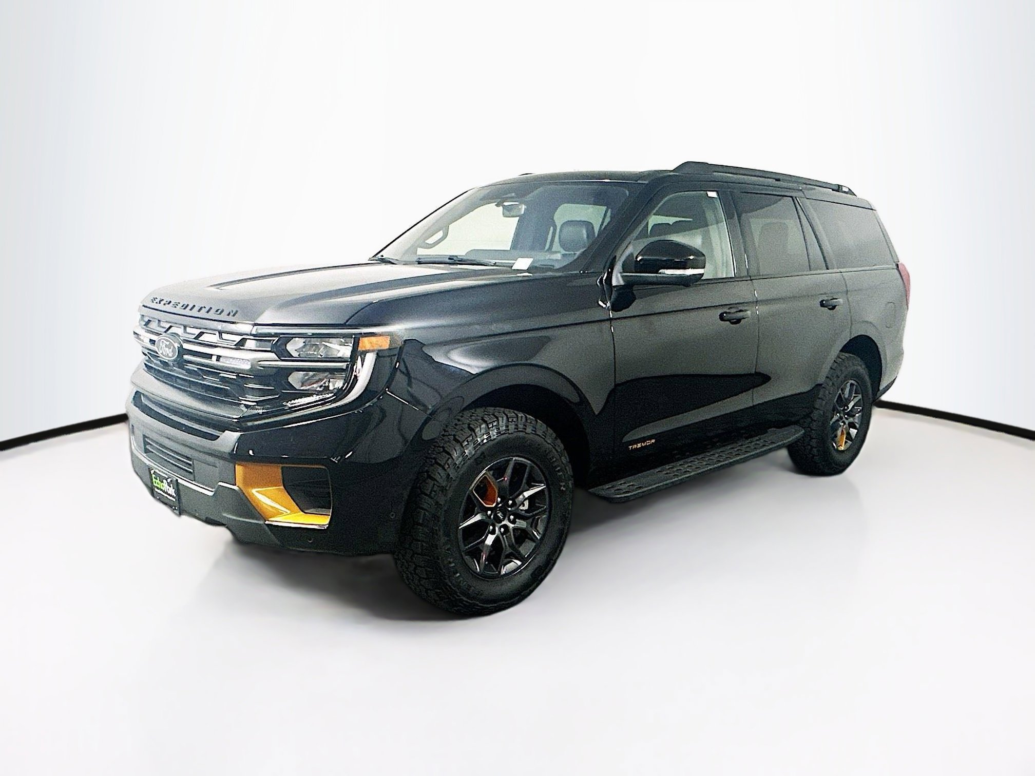 Used 2025 Ford Expedition Tremor AWD/4WD image 3