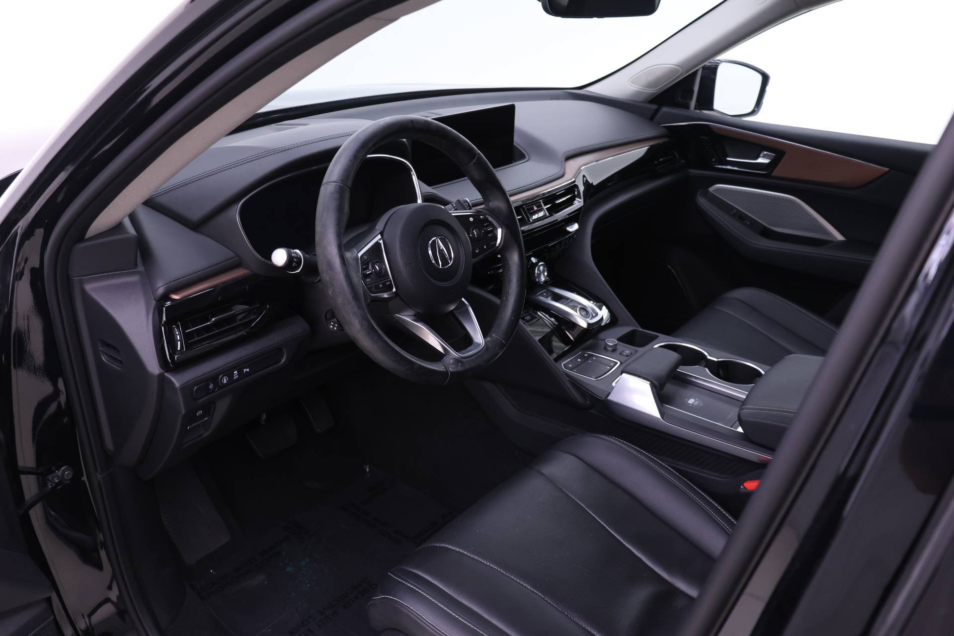 Used 2022 Acura MDX w/ Technology Package AWD/4WD image 6