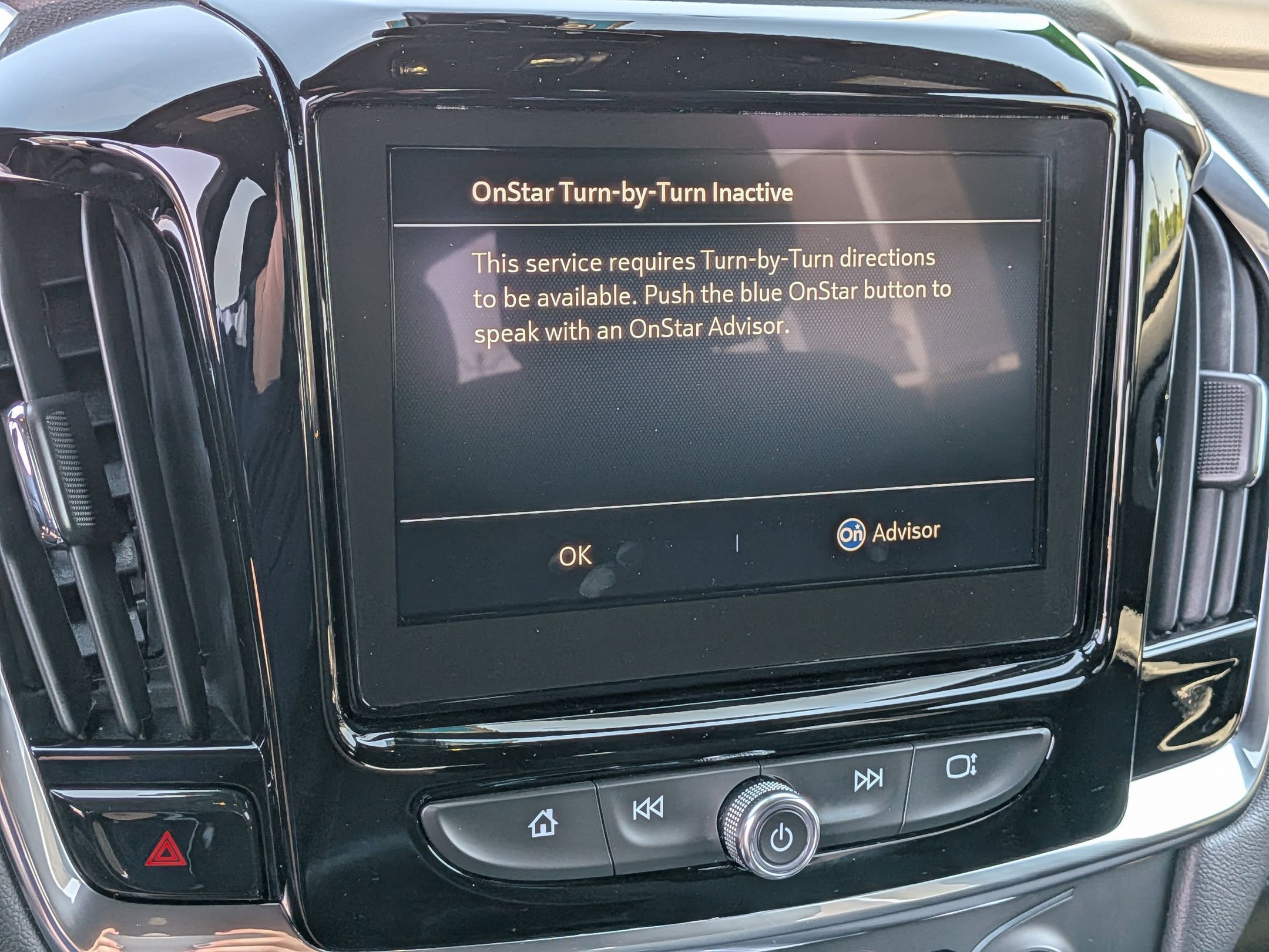 Certified 2023 Chevrolet Traverse LT FWD image 13