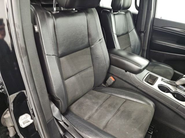 Used 2019 Jeep Grand Cherokee Altitude image 37