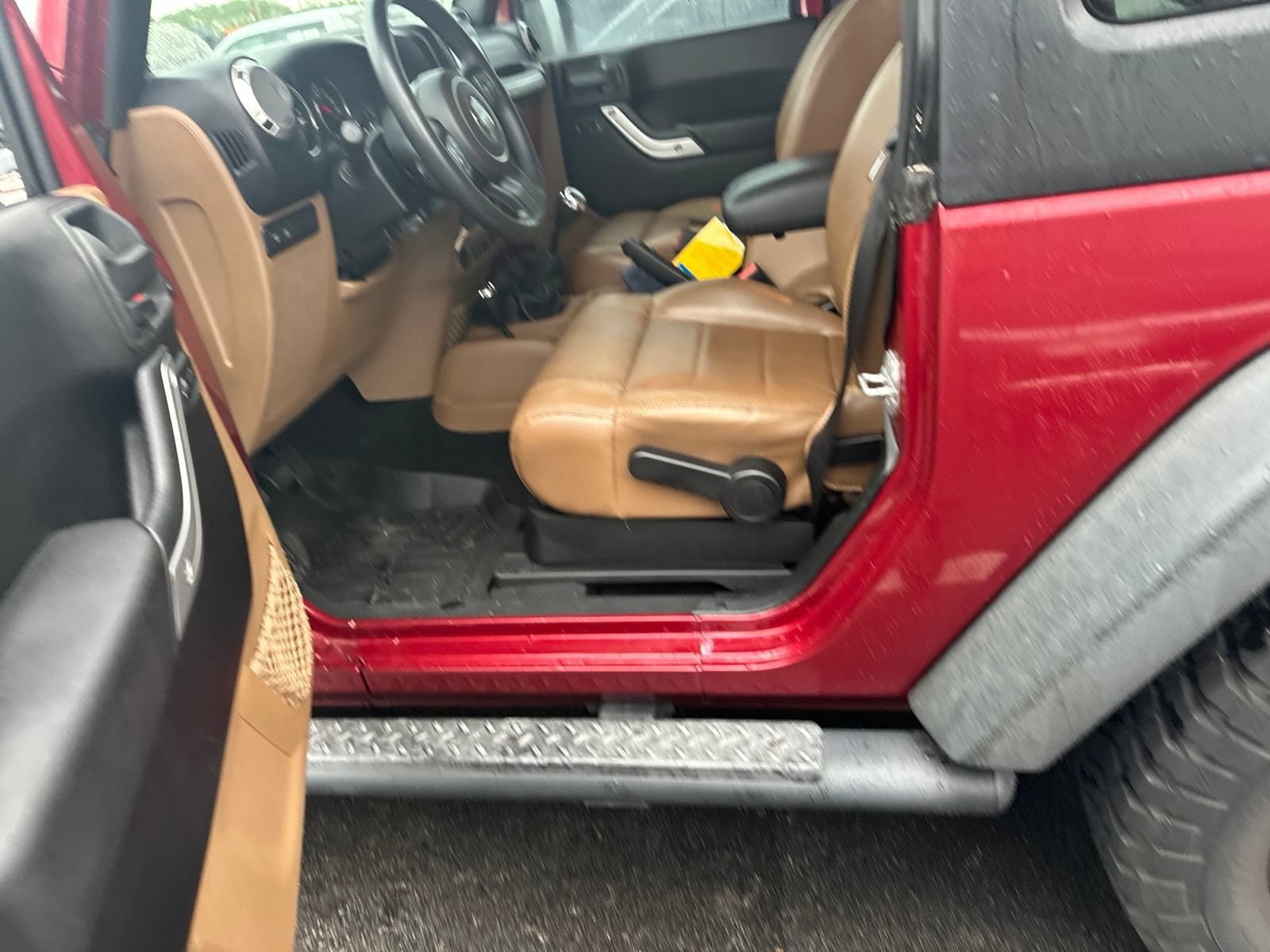 Used 2012 Jeep Wrangler Rubicon w/ PWR Convenience Group AWD/4WD image 4