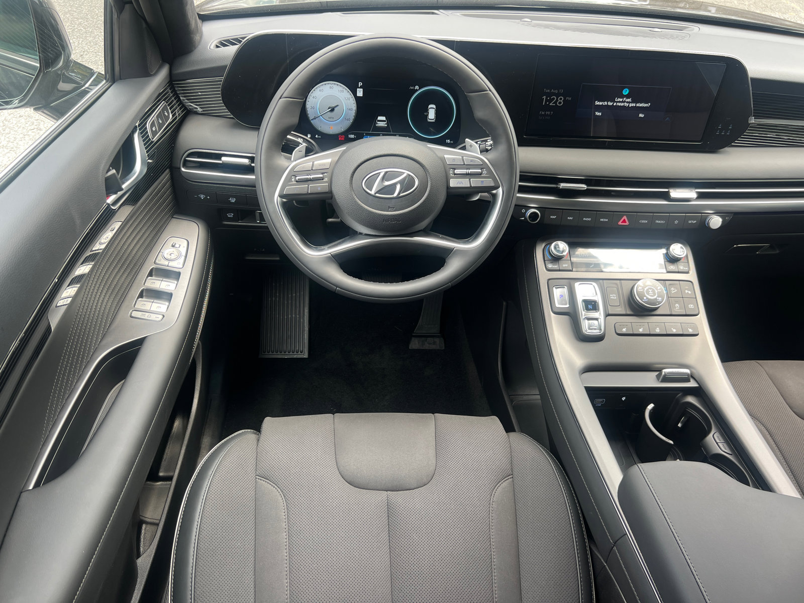 New 2025 Hyundai Palisade Calligraphy image 14