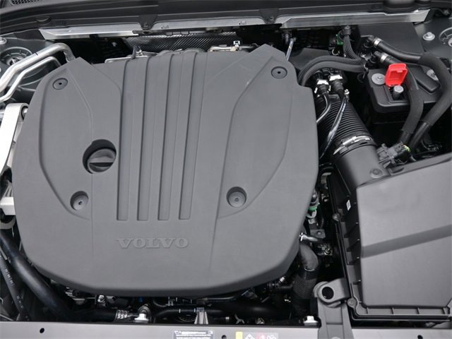New 2026 Volvo V60 B5 Cross Country Plus w/ Protection Package Premier image 36