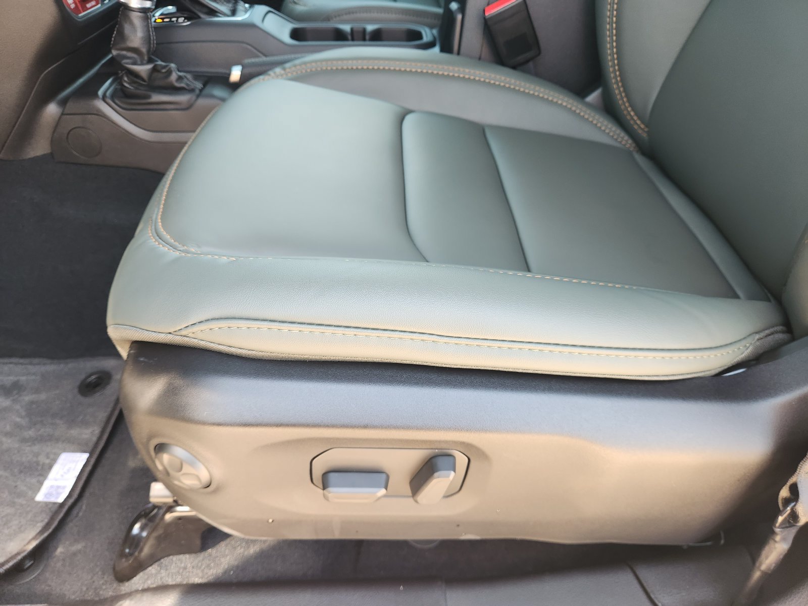 New 2026 Jeep Gladiator Mojave AWD/4WD image 19