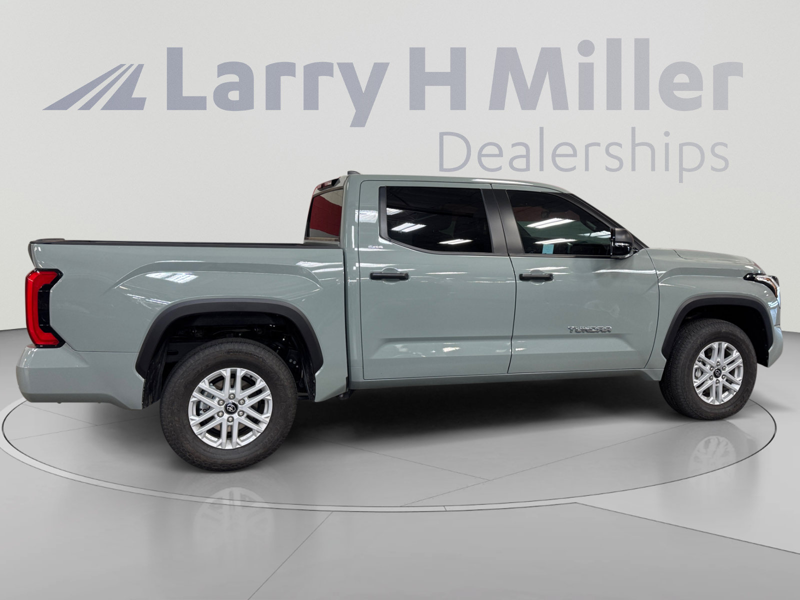 Certified 2026 Toyota Tundra SR5 w/ SR5 Convenience Package AWD/4WD image 6
