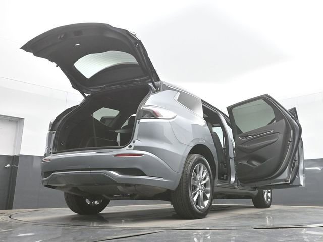 Used 2024 Buick Enclave Avenir w/ Avenir Technology Package AWD/4WD image 55