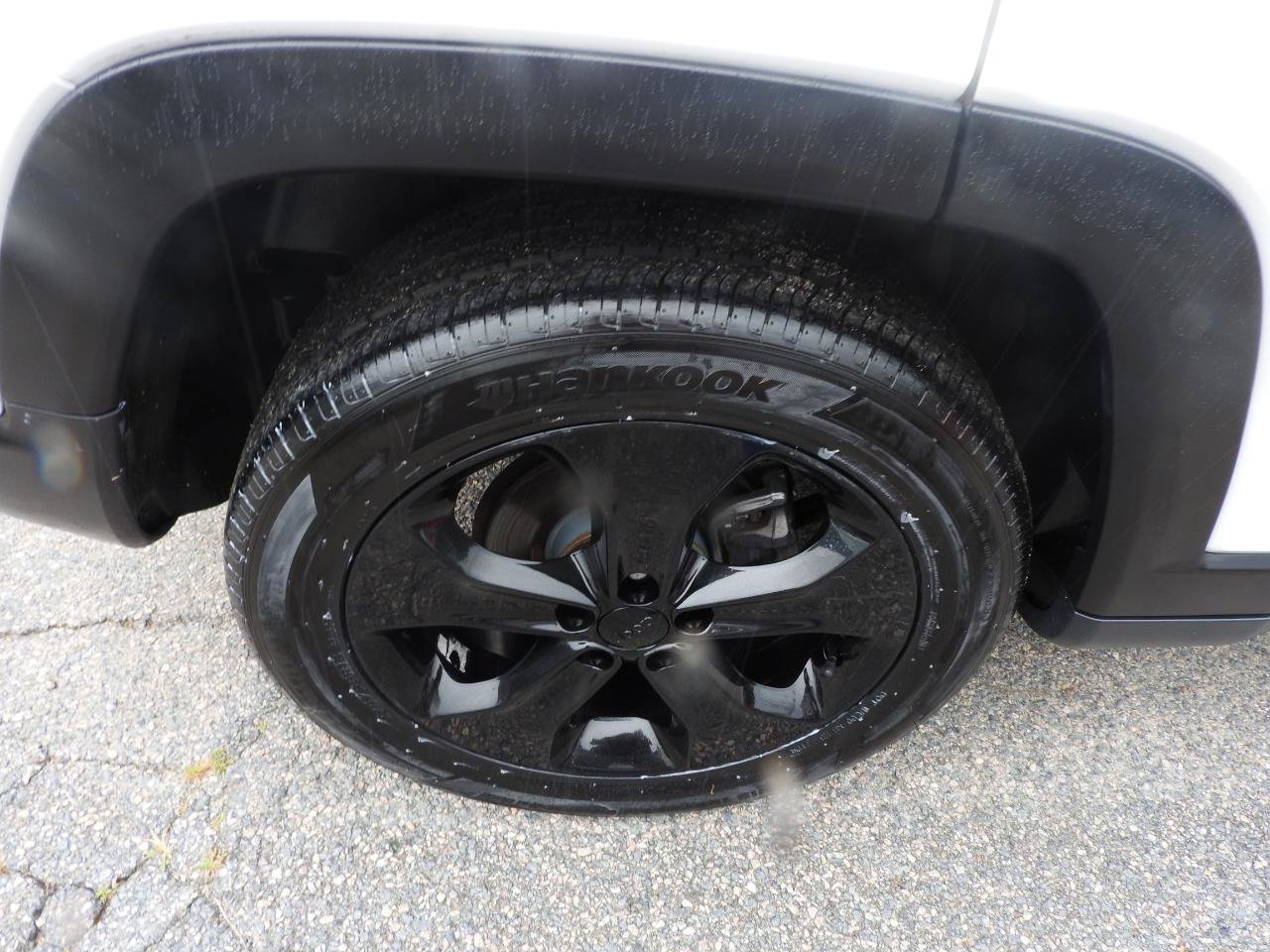 Used 2019 Jeep Compass Latitude AWD/4WD image 19