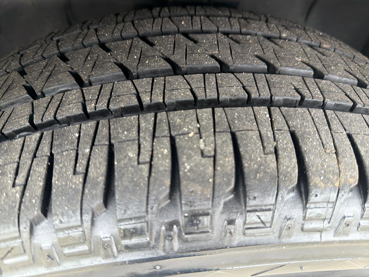 Used 2013 Chevrolet Traverse LTZ AWD/4WD image 11