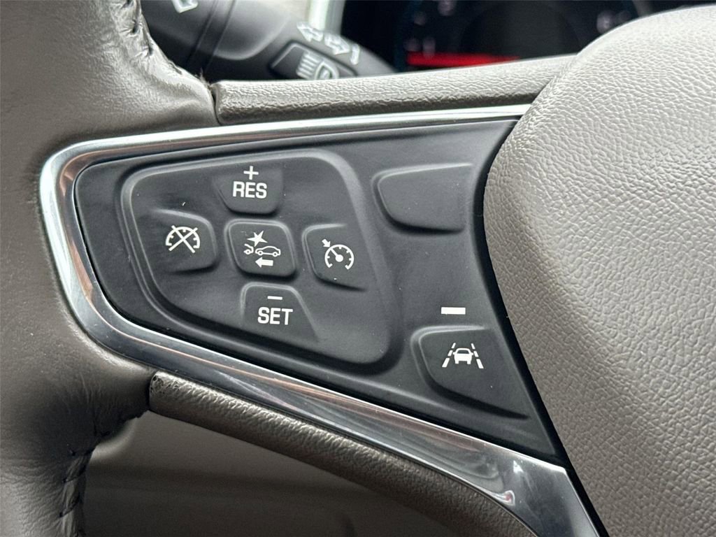 Used 2018 Chevrolet Malibu LT w/ Driver Confidence Package FWD image 33