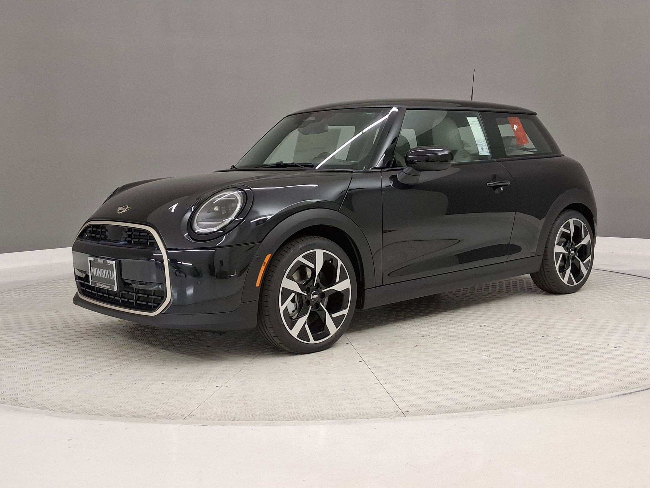 New 2026 MINI Cooper 2-Door Hardtop image 27