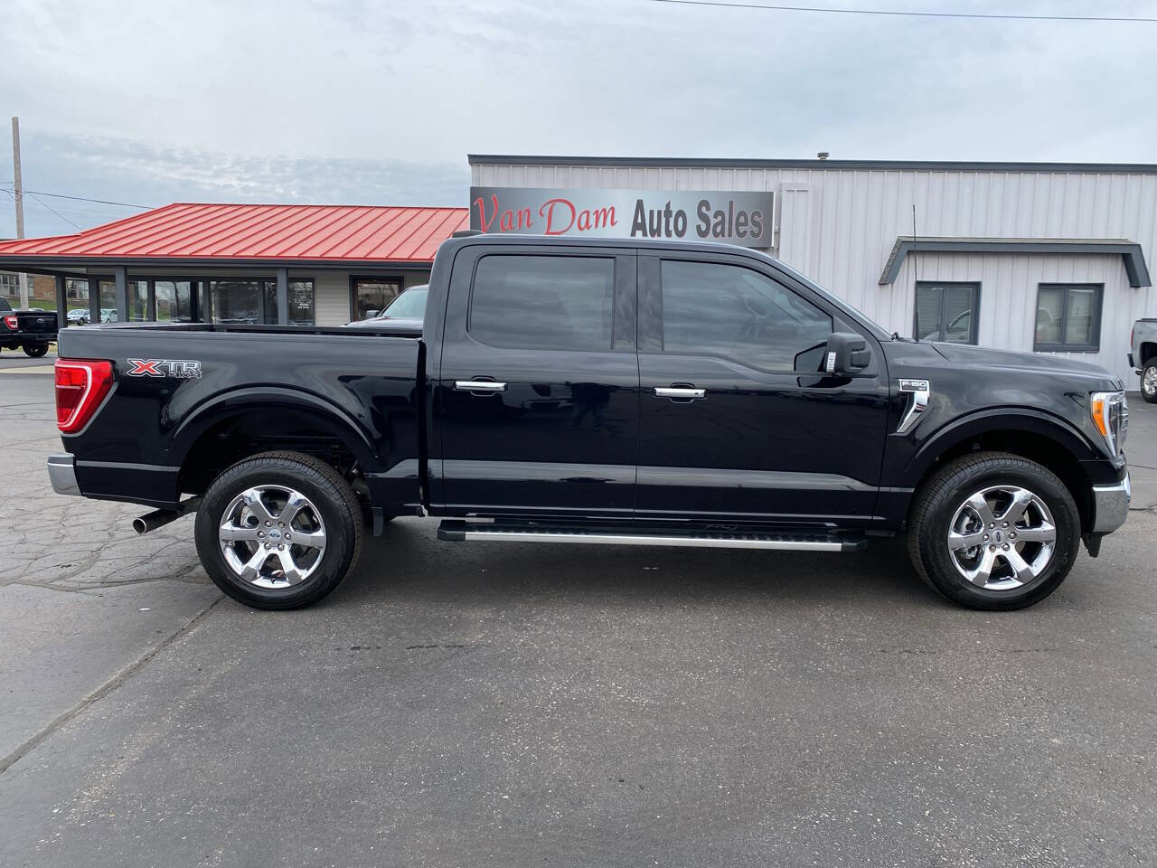 Used 2023 Ford F150 XLT w/ Equipment Group 302A High AWD/4WD image 1