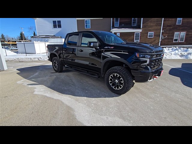 New 2025 Chevrolet Silverado 1500 ZR2 image 2
