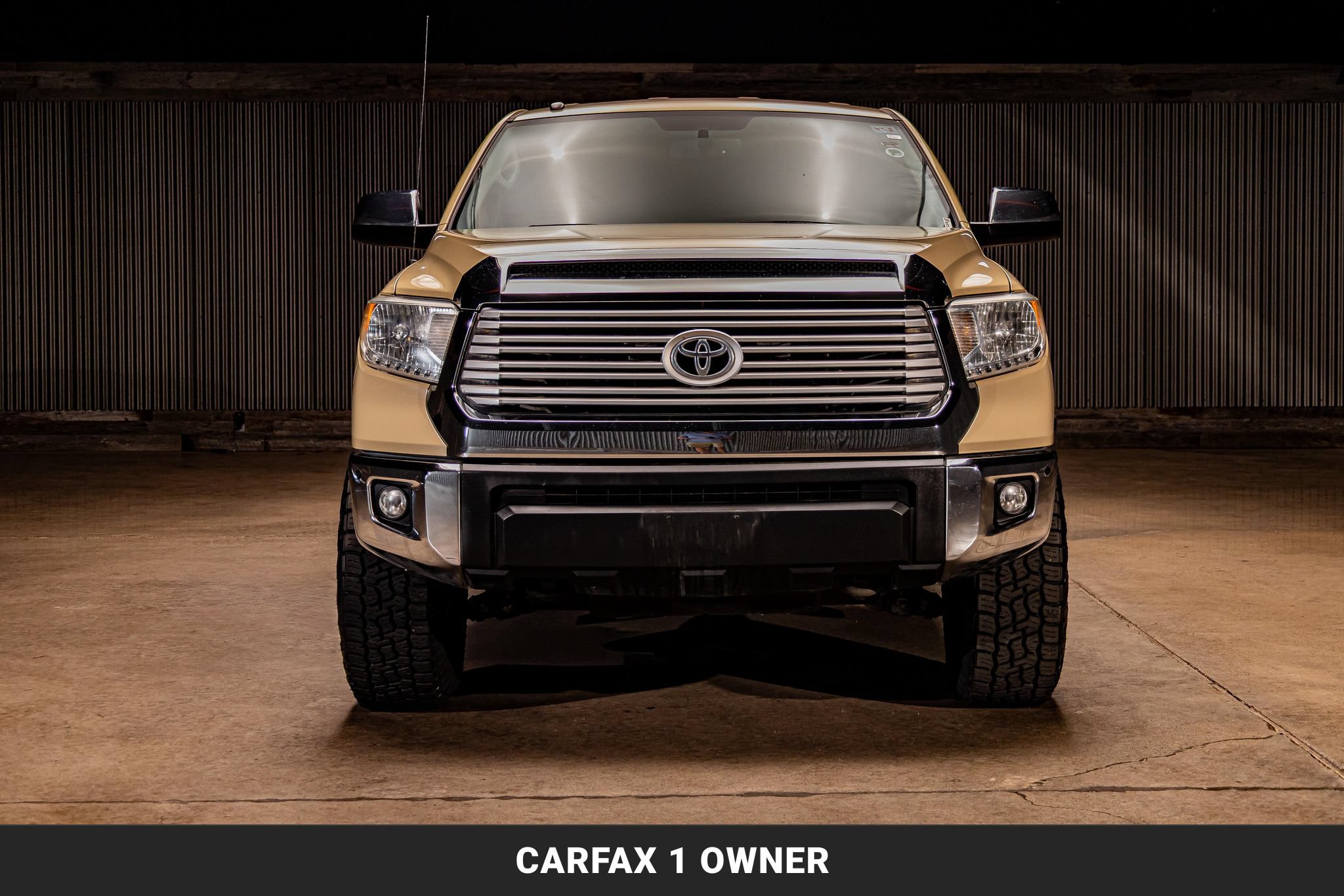Used 2017 Toyota Tundra Limited w/ Limited Premium Package AWD/4WD image 4