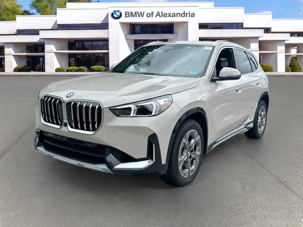 New 2027 BMW X1 xDrive28i AWD/4WD image 1