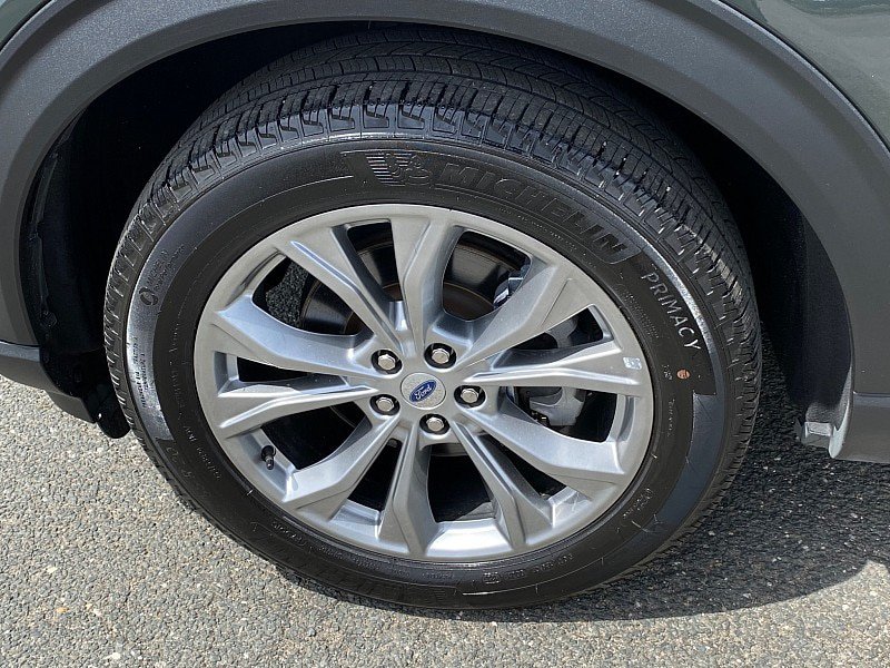 Certified 2023 Ford Explorer Limited w/ Limited Technology Package AWD/4WD image 14