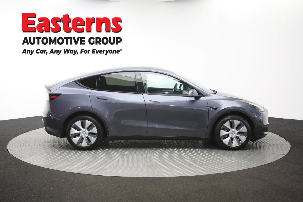 Used 2023 Tesla Model Y Long Range AWD/4WD image 42