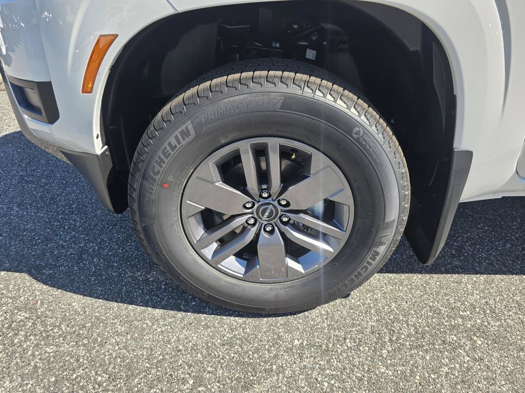 New 2026 Nissan Frontier SV w/ Tow Package AWD/4WD image 10