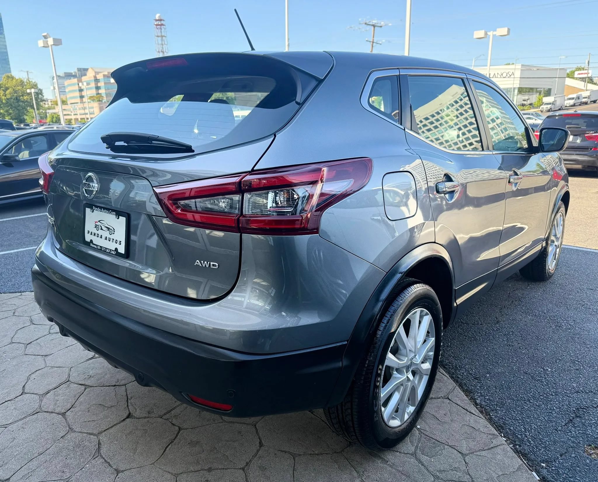 Used 2021 Nissan Rogue Sport S AWD/4WD image 7