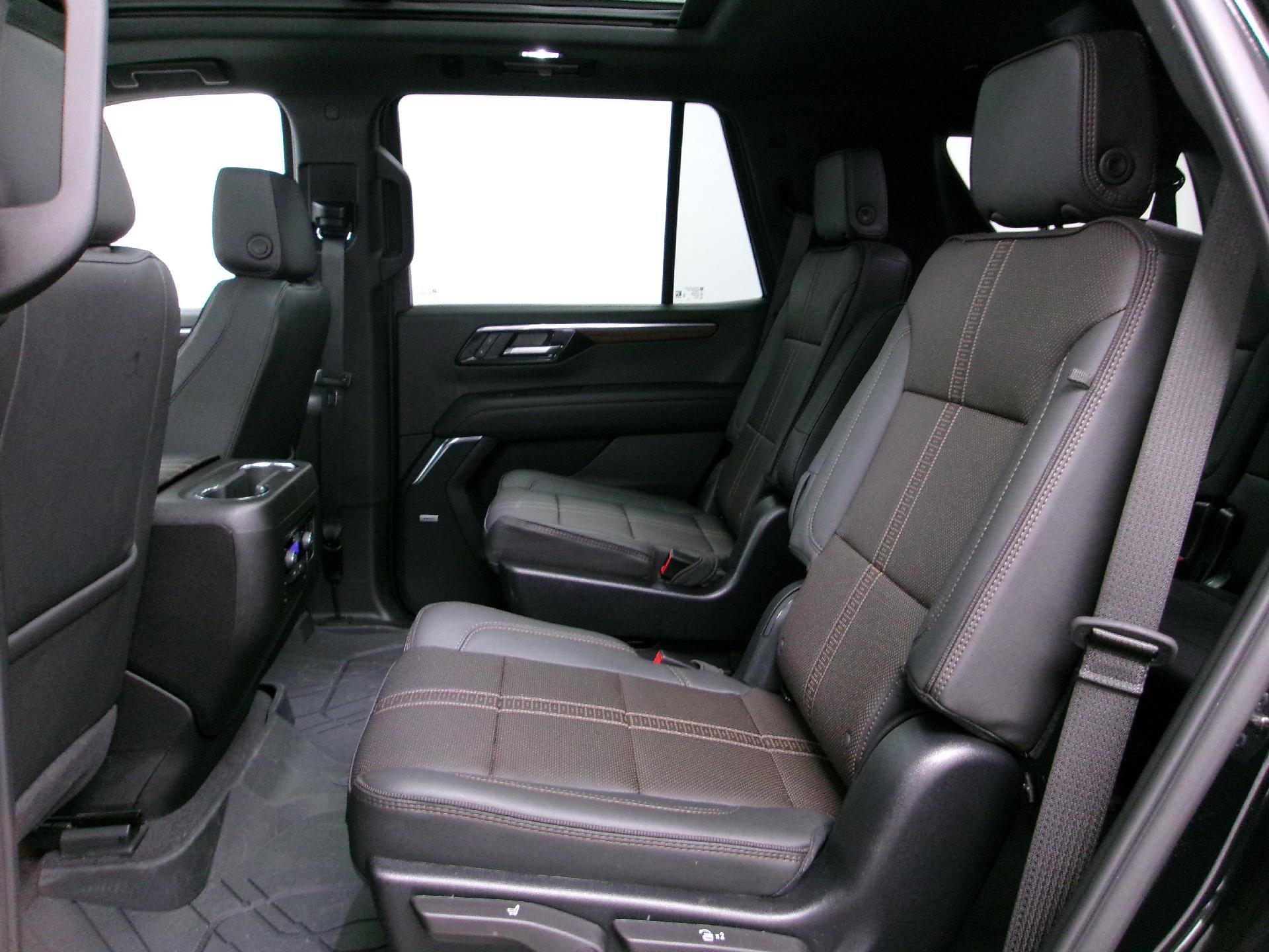 Certified 2025 Chevrolet Tahoe High Country w/ Sun And Tow Package image 10