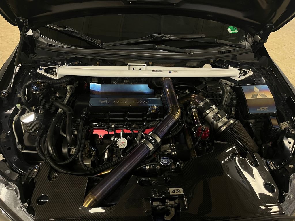 Used 2014 Mitsubishi Lancer Evolution GSR image 39