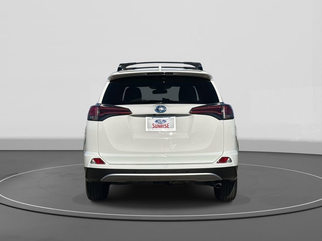 Used 2018 Toyota RAV4 XLE w/ Convenience Package image 6