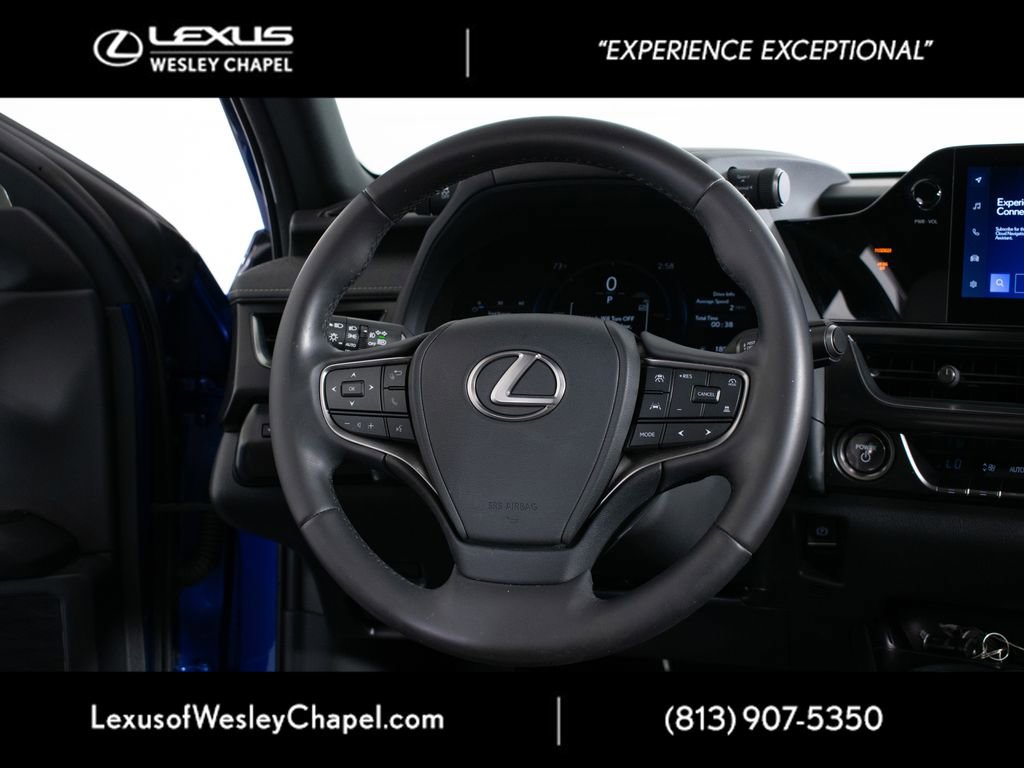 Used 2025 Lexus UX 300h FWD image 26