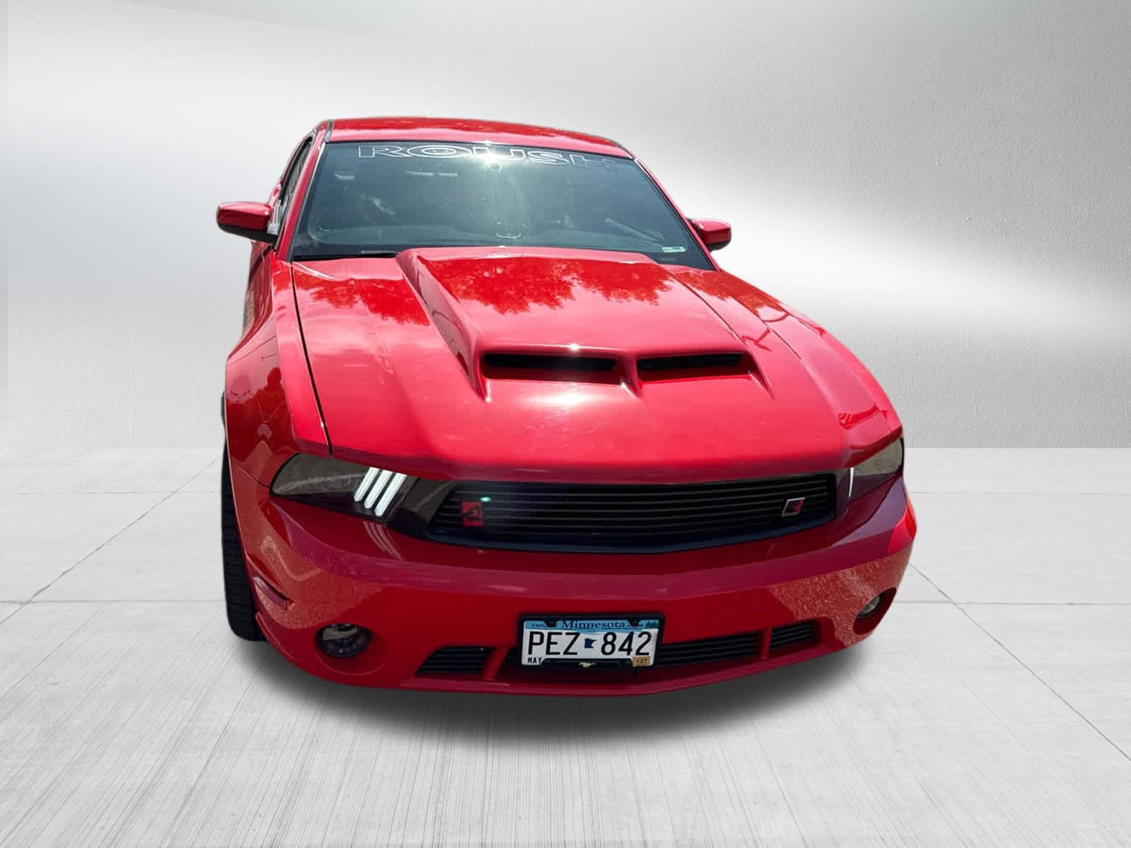 Used 2011 Ford Mustang GT Premium RWD image 2