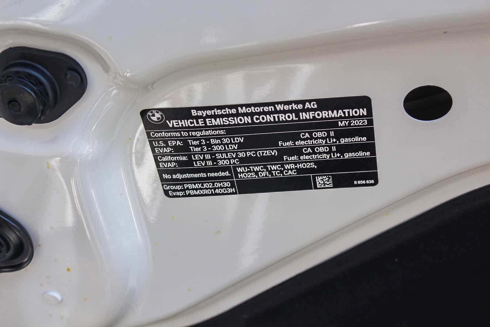 Certified 2023 BMW 530e RWD image 38