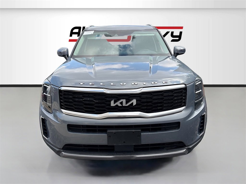 Used 2022 Kia Telluride EX w/ EX Premium Package image 2